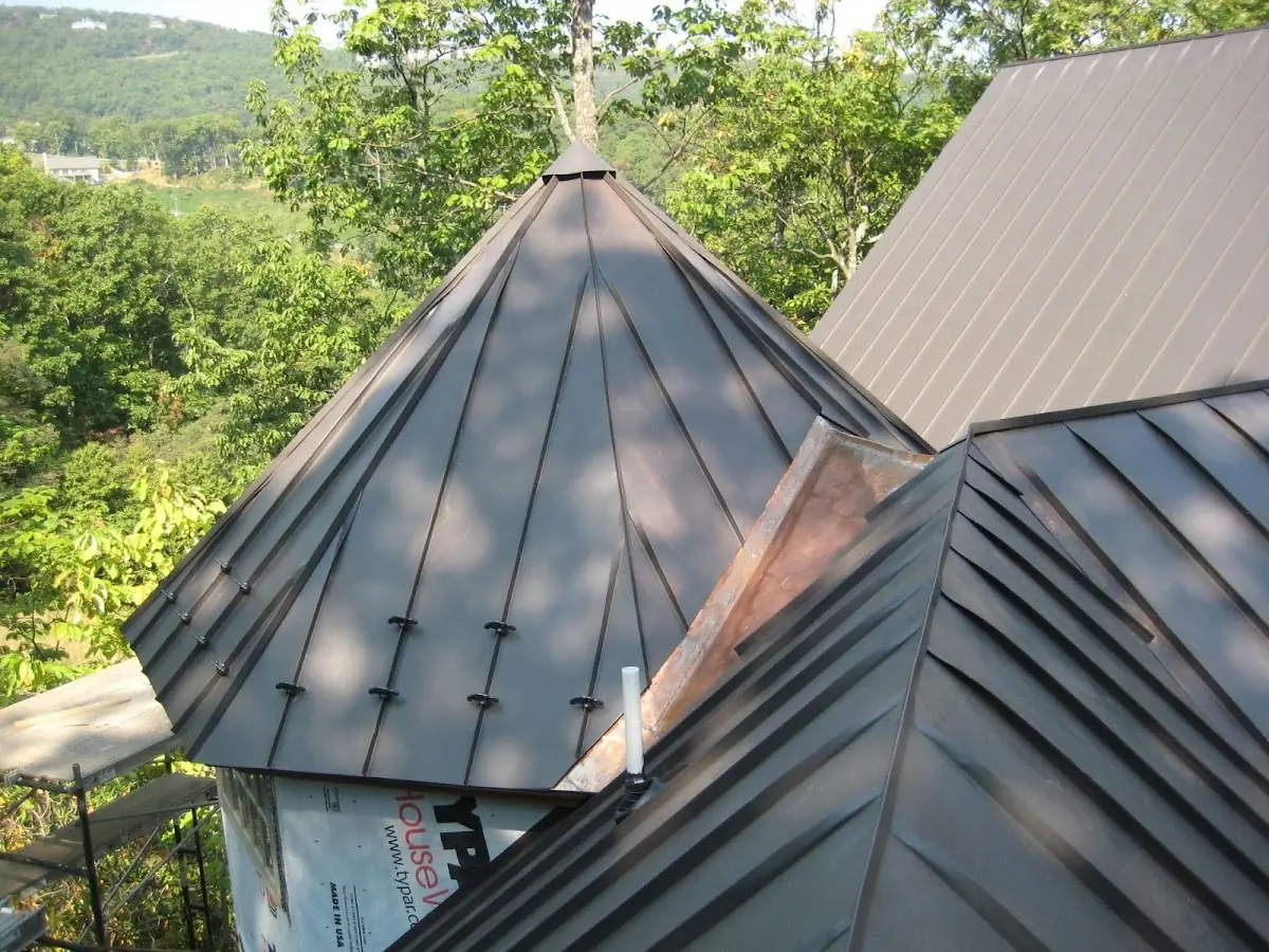 Professional Roof Tarp Installation by Craftsman Roofing in Belardy